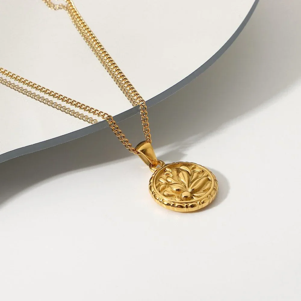 Layla Necklace - Picture 4 of 6